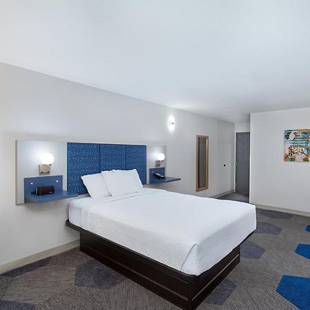 Microtel Inn & Suites By Wyndham Manchester - Newly Renovated Ngoại thất bức ảnh