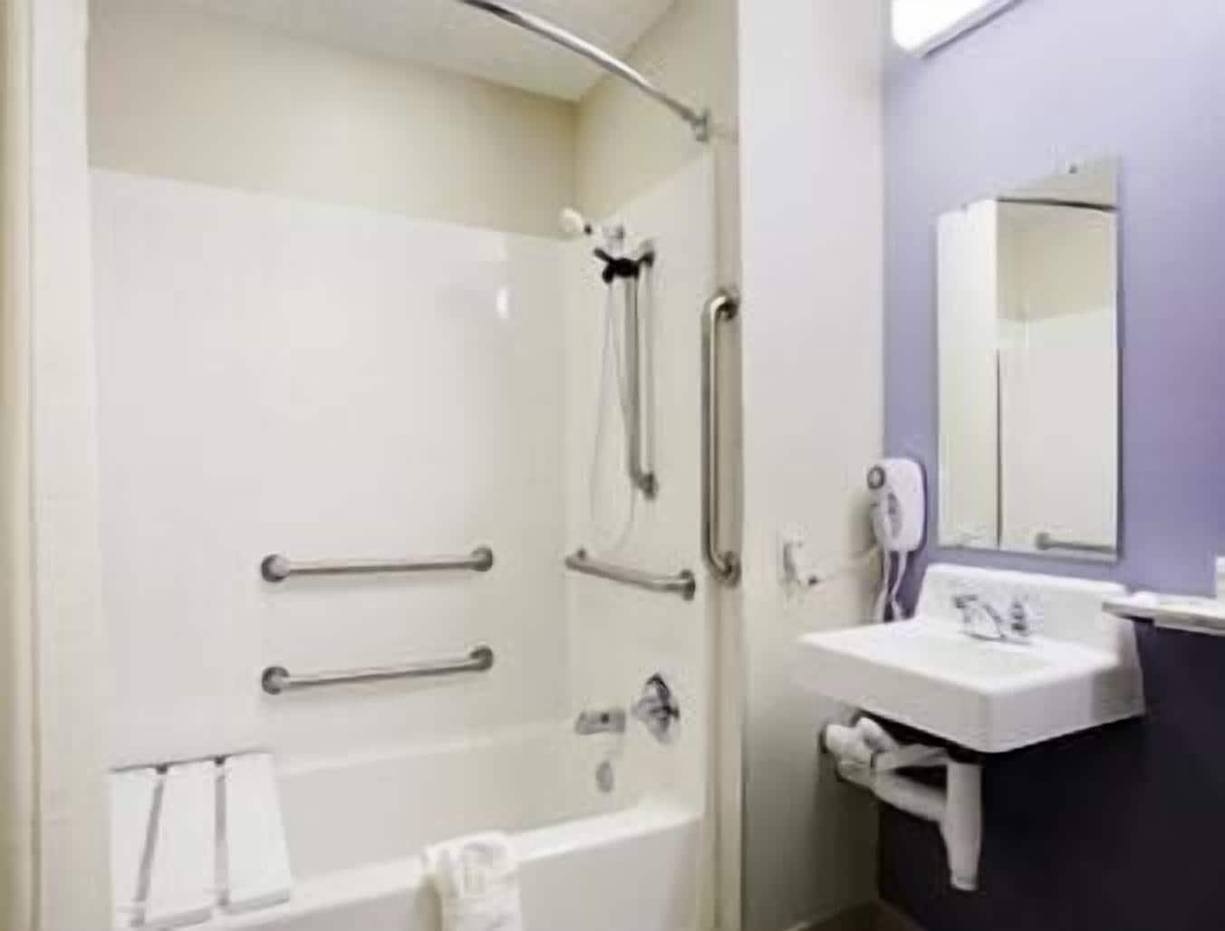 Microtel Inn & Suites By Wyndham Manchester - Newly Renovated Ngoại thất bức ảnh