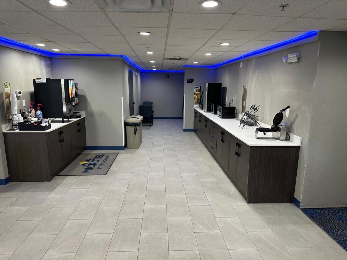 Microtel Inn & Suites By Wyndham Manchester - Newly Renovated Ngoại thất bức ảnh