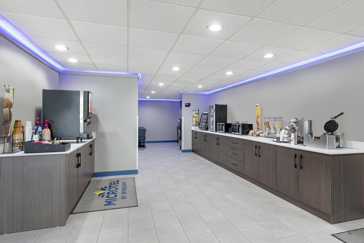 Microtel Inn & Suites By Wyndham Manchester - Newly Renovated Ngoại thất bức ảnh