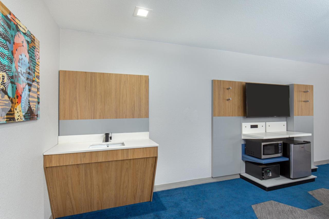 Microtel Inn & Suites By Wyndham Manchester - Newly Renovated Ngoại thất bức ảnh