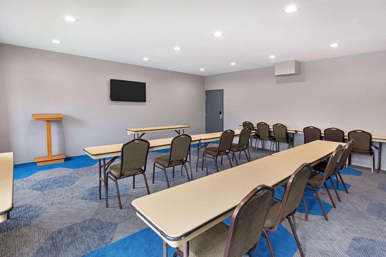 Microtel Inn & Suites By Wyndham Manchester - Newly Renovated Ngoại thất bức ảnh